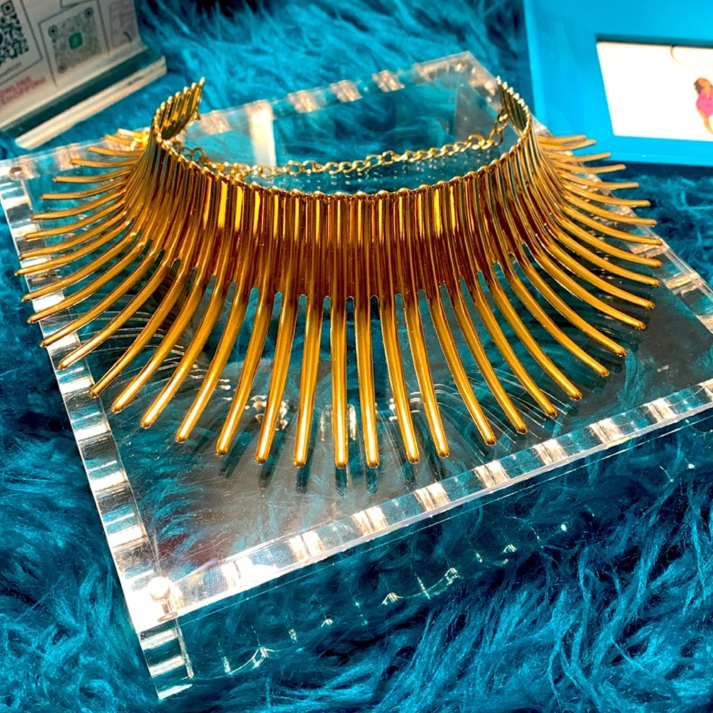 Gold tone Collar Necklace